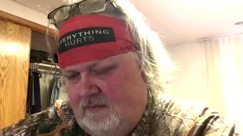 Snapshot of dustyballzer chatting on 12-18-24, 06:35 Dusty online show from 12-18-24, 06:35