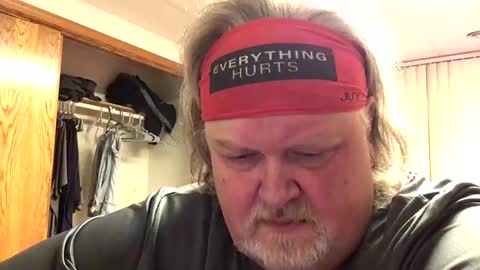 Snapshot of dustyballzer chatting on 12-20-24, 12:41 Dusty online show from 12-20-24, 12:41