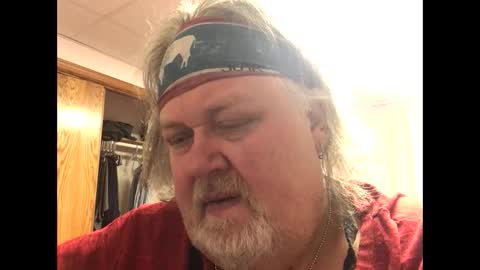 Snapshot of dustyballzer chatting on 12-25-24, 04:32 Dusty online show from 12-25-24, 04:32