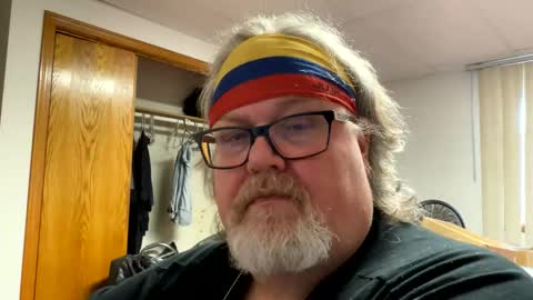 Snapshot of dustyballzer chatting on 06-10-26, 07:13 Dusty online show from 06-10-26, 07:13
