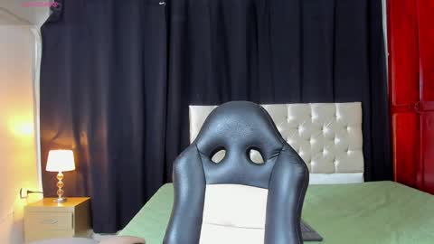 DUSTYN MICHELLE online show from 03-28-26, 01:27