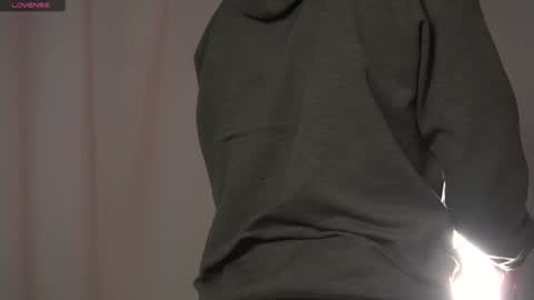 Dustyn online show from 12-14-24, 02:10