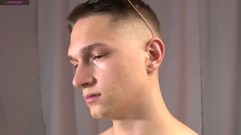 Dustyn online show from 12-15-24, 05:20