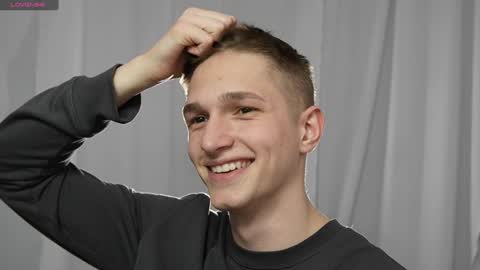 Dustyn online show from 12-26-24, 08:32