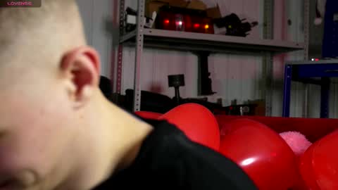 Dustyn online show from 02-12-25, 05:26