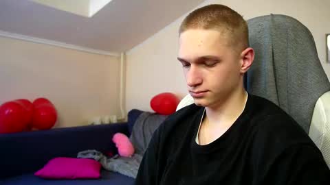 Dustyn online show from 02-18-25, 02:16