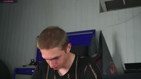 Dustyn online show from 10-07-25, 04:37