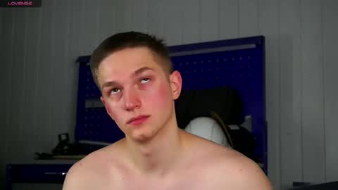 Dustyn online show from 02-03-26, 04:21