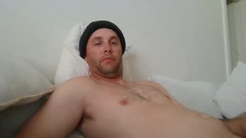 Snapshot of dustyroy09 chatting on 02-25-26, 03:49 dustyroy09 online show from 02-25-26, 03:49