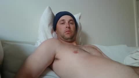 Snapshot of dustyroy09 chatting on 03-02-26, 11:00 dustyroy09 online show from 03-02-26, 11:00