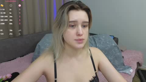 Snapshot of dusyastar chatting on 12-29-24, 12:23 Dusya online show from 12-29-24, 12:23