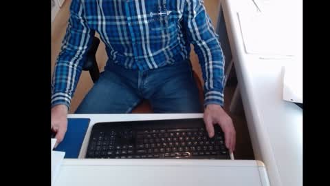 dutchpornking2 online show from 01-03-25, 11:35