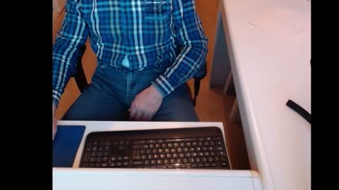 dutchpornking2 online show from 01-07-25, 07:52