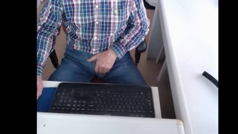 dutchpornking2 online show from 01-13-25, 07:54