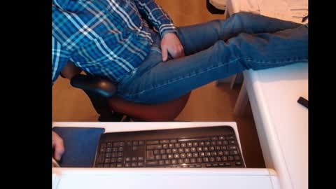 dutchpornking2 online show from 01-14-25, 06:49