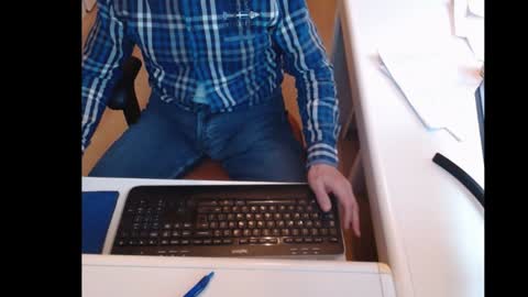 dutchpornking2 online show from 01-15-25, 11:43