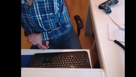 dutchpornking2 online show from 01-15-25, 02:46