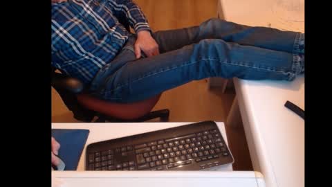 dutchpornking2 online show from 01-18-25, 07:58