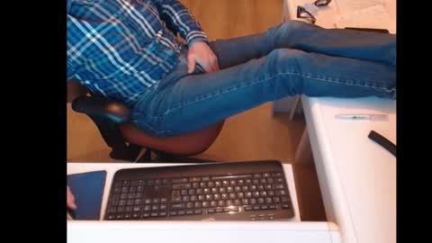 dutchpornking2 online show from 01-21-25, 06:02