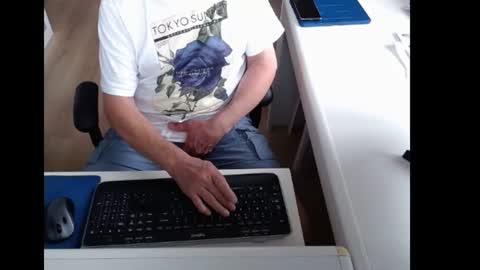 dutchpornking2 online show from 06-15-26, 05:42