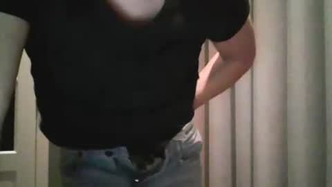 Snapshot of dutchtommy28 chatting on 04-24-26, 10:56 Tommy online show from 04-24-26, 10:56