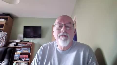 Snapshot of dutchunclejohn chatting on 05-19-26, 08:53 DutchUncleJohn online show from 05-19-26, 08:53