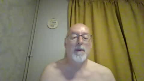 Snapshot of dutchunclejohn chatting on 06-24-26, 10:20 DutchUncleJohn online show from 06-24-26, 10:20