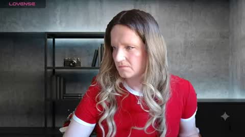 Snapshot of dutchvictoria chatting on 07-25-26, 05:21 Dutch Victoria online show from 07-25-26, 05:21