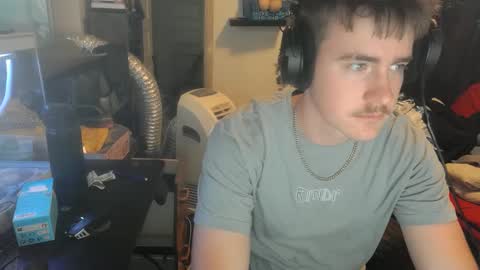 Devan D online show from 09-17-25, 02:02