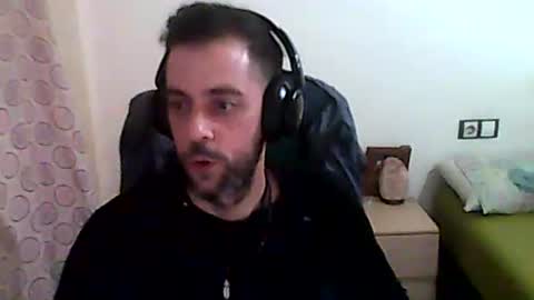 Snapshot of dvdvlc29 chatting on 01-18-26, 11:14 david online show from 01-18-26, 11:14