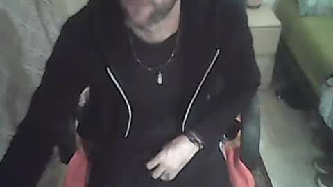 Snapshot of dvdvlc29 chatting on 02-19-26, 01:56 david online show from 02-19-26, 01:56