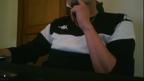 dy22__ online show from 10-22-25, 03:56