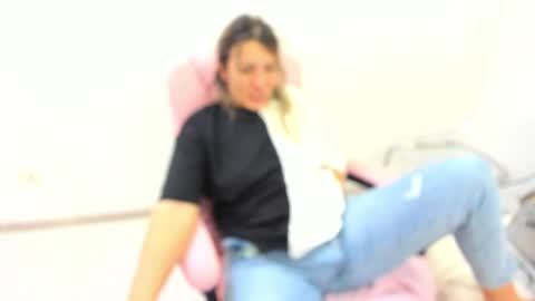 Snapshot of dyanakaylin chatting on 12-02-24, 04:09 dayana online show from 12-02-24, 04:09