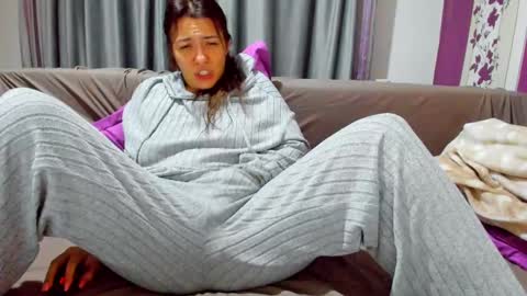 Snapshot of dyanakaylin chatting on 02-19-25, 09:14 dayana online show from 02-19-25, 09:14