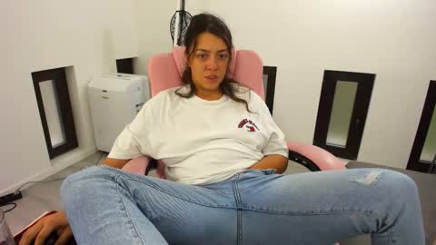 Snapshot of dyanakaylin chatting on 09-13-25, 04:34 dayana online show from 09-13-25, 04:34