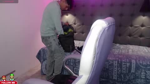 dyla_n18_ online show from 12-16-24, 11:39