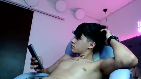 dyla_n18_ online show from 02-06-25, 02:11