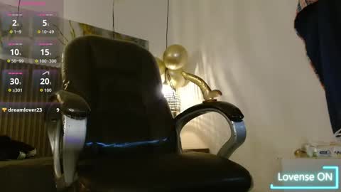 dyla_n18_ online show from 10-15-25, 11:27