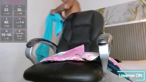 dyla_n18_ online show from 03-11-26, 09:54