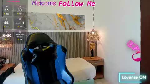 dyla_n18_ online show from 07-25-26, 07:55