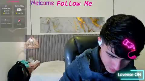 dyla_n18_ online show from 07-31-26, 08:52