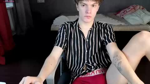 Dylan online show from 09-08-25, 04:06