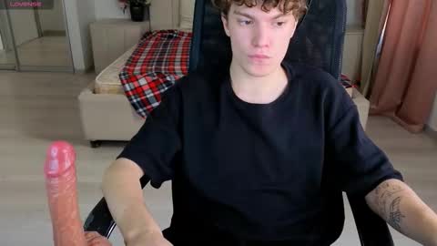 Dylan online show from 09-11-25, 10:37