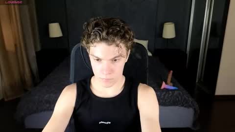 Dylan online show from 09-12-25, 10:26