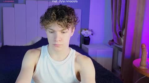 Dylan online show from 09-19-25, 10:16