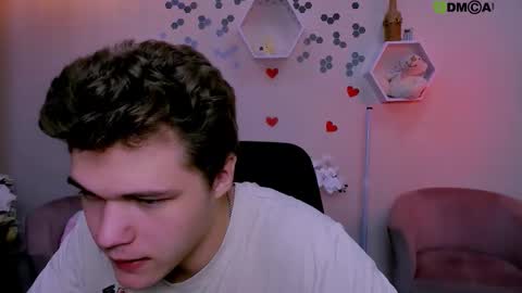 dylan_bold online show from 09-27-25, 07:08