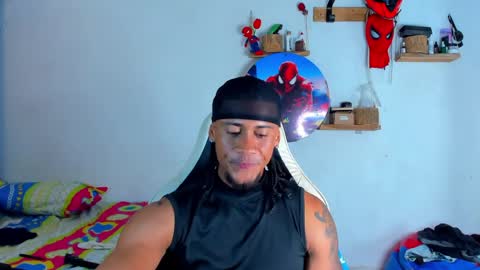 Snapshot of dylan_jake1 chatting on 05-22-26, 04:30 Dylan online show from 05-22-26, 04:30