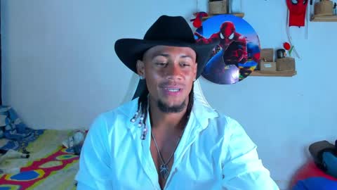 Snapshot of dylan_jake1 chatting on 06-08-26, 01:50 Dylan online show from 06-08-26, 01:50