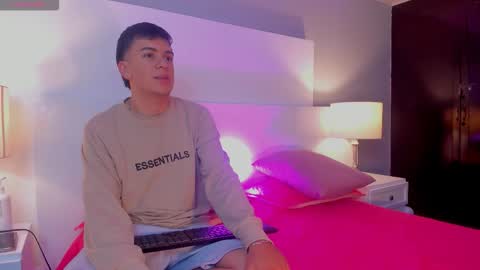 Snapshot of dylan_katee chatting on 03-26-26, 12:06 Dylan and Katte online show from 03-26-26, 12:06