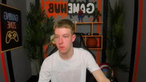 Dylan online show from 04-20-26, 01:47
